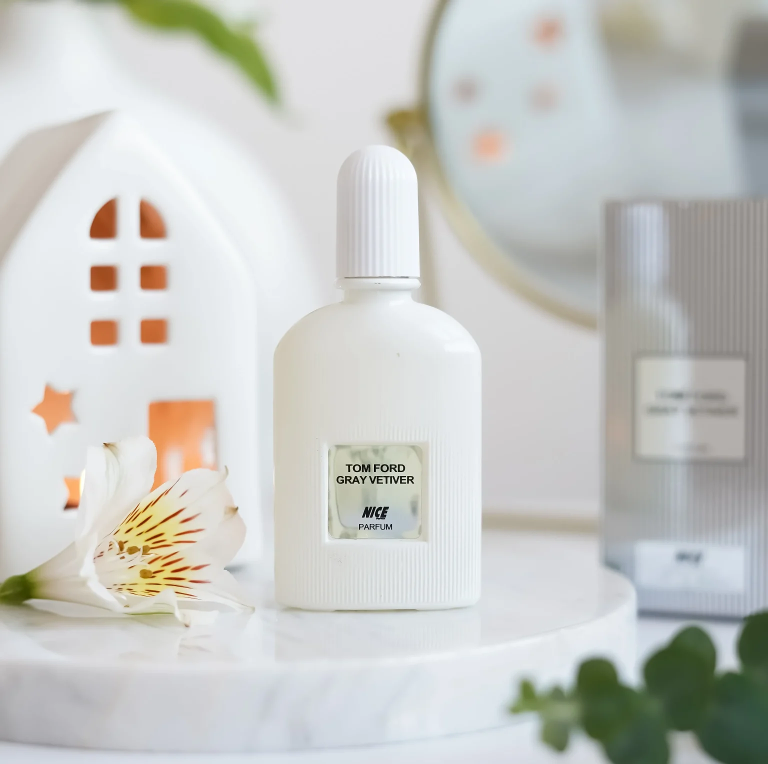 عطر جیبی مردانه نایس پاپت مدل Tomford Gray Vetiver حجم 30 میلی لیتر