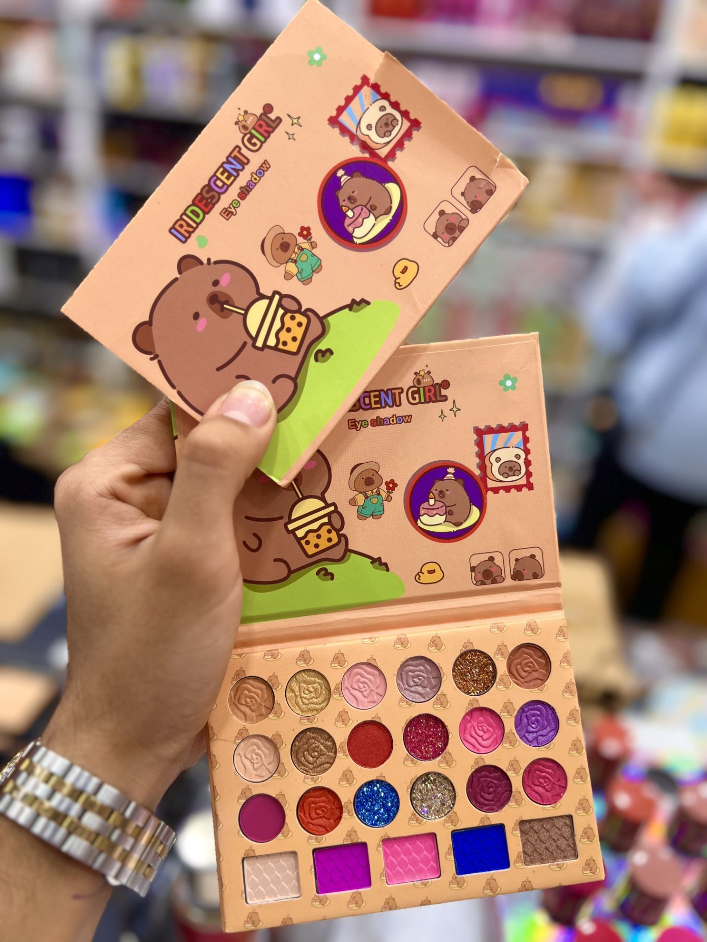 سایه کتابی خرسی ۲۳ رنگ IRIDESCENT GIRL